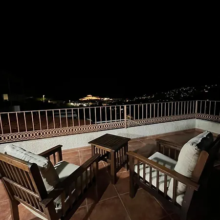 El Balcon De Apartment *
